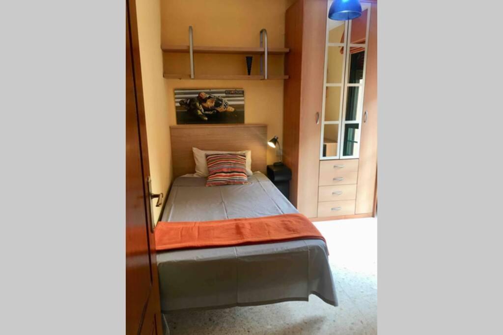 Confortable-Tranquilo Apartamento Junto Al Centro Málaga Dış mekan fotoğraf